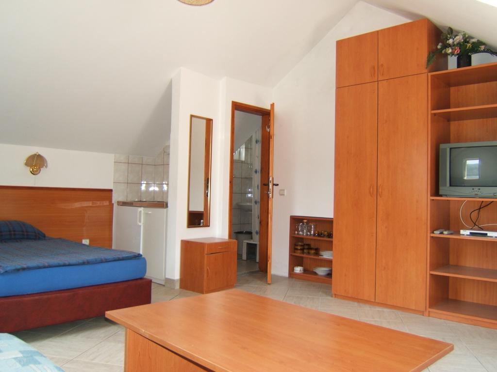 Guest House Saga Herceg Novi Rum bild