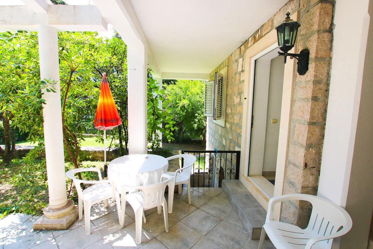 Guest House Saga Herceg Novi Exteriör bild