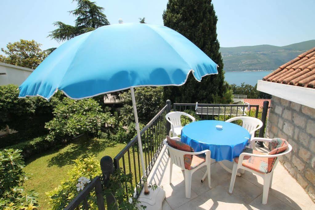 Guest House Saga Herceg Novi Exteriör bild